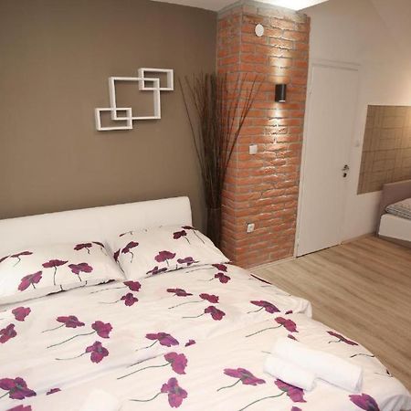 Apartments Rooms Paromlin Centar Zagreb Exteriör bild