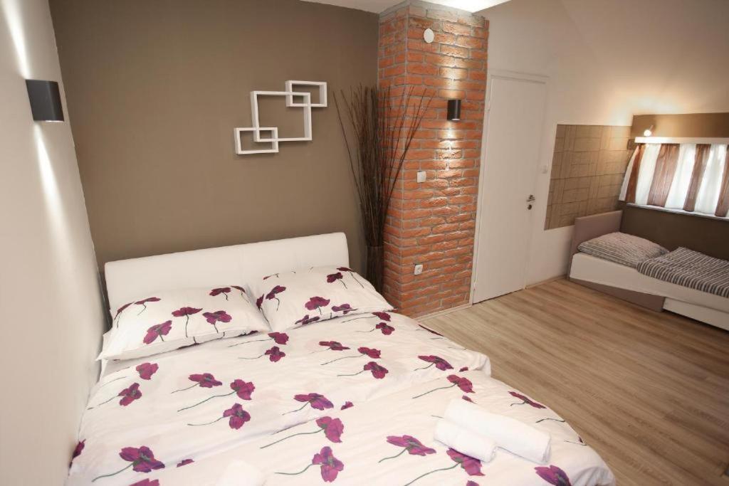 Apartments Rooms Paromlin Centar Zagreb Exteriör bild