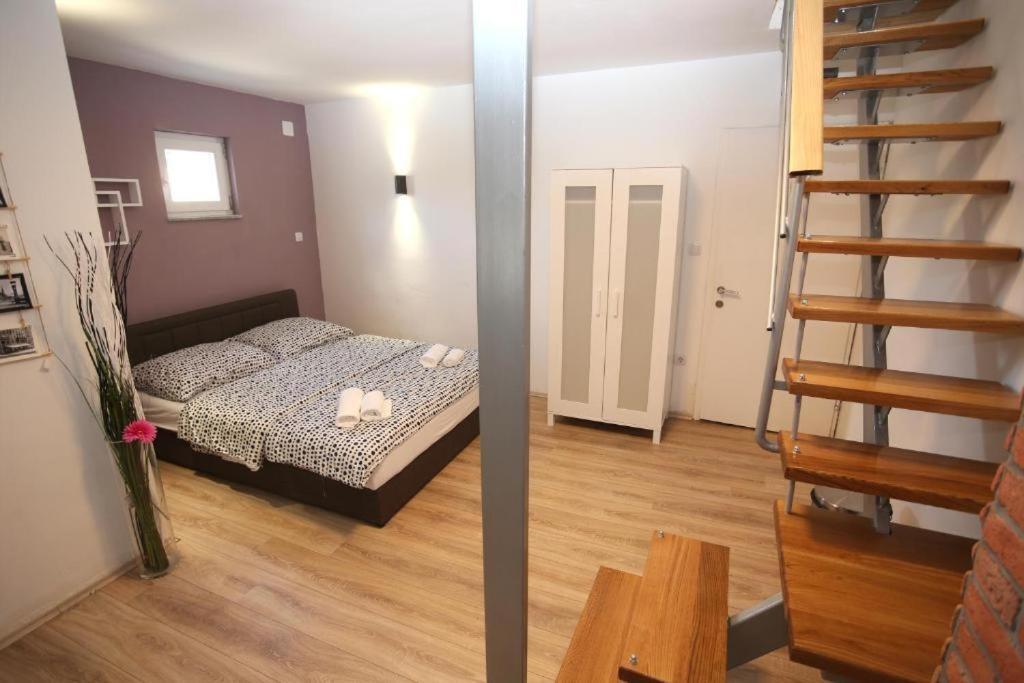 Apartments Rooms Paromlin Centar Zagreb Exteriör bild