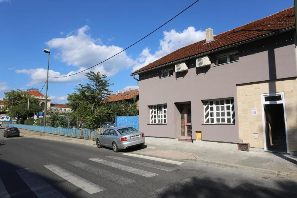 Apartments Rooms Paromlin Centar Zagreb Exteriör bild